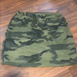 Camo pencil skirt